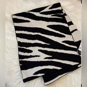 NWT Kipling Zebra Print Two Layers Acrylic Scarf